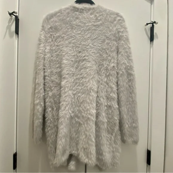 Free People Faux Fur Cardigan Silver Cloud - Picture 9 of 9